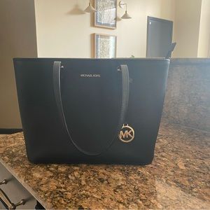 Michal Kors Black Tote Bag